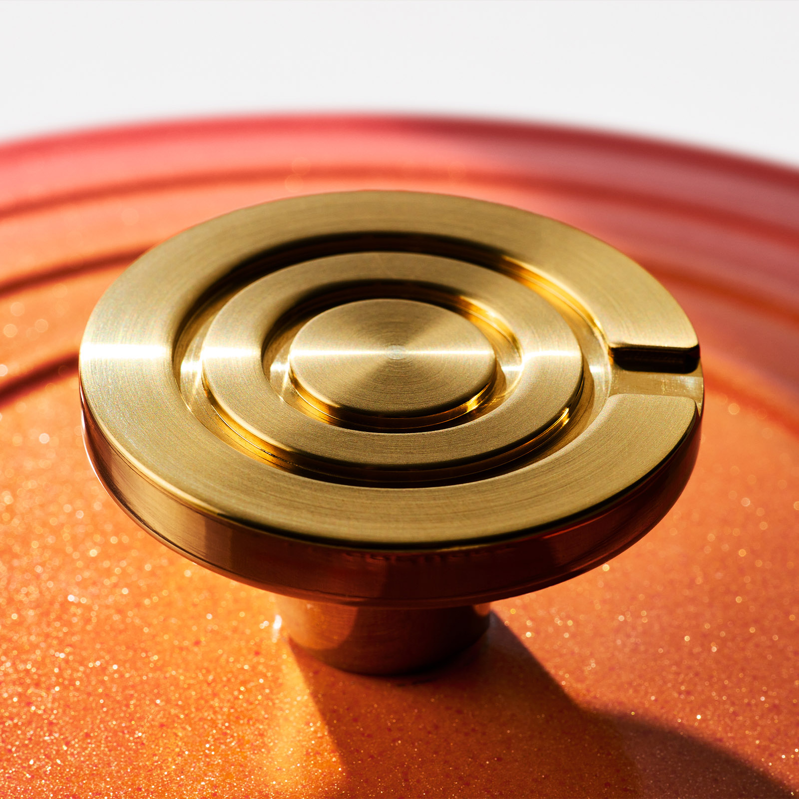 Signature Round French Oven Flamme Doree image number 5