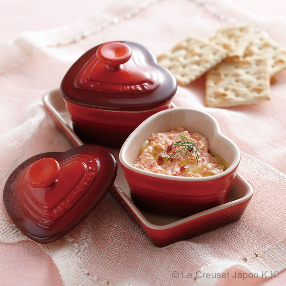 Set of 2 Mini Heart Ramekin with Tray image number 2