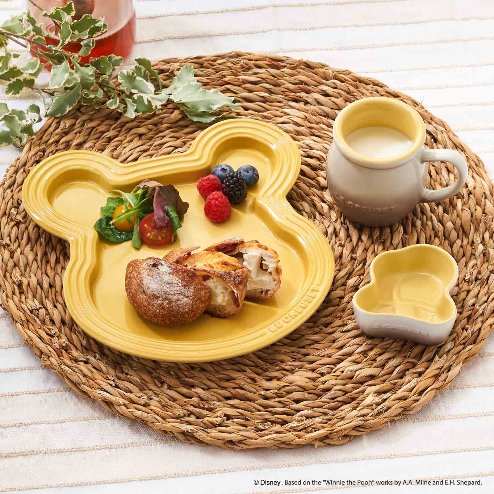 LE CREUSET ルクルーゼ Winnie the Pooh セット Buy Set of Tableware Winnie the Pooh Multicolour for MYR 450.00