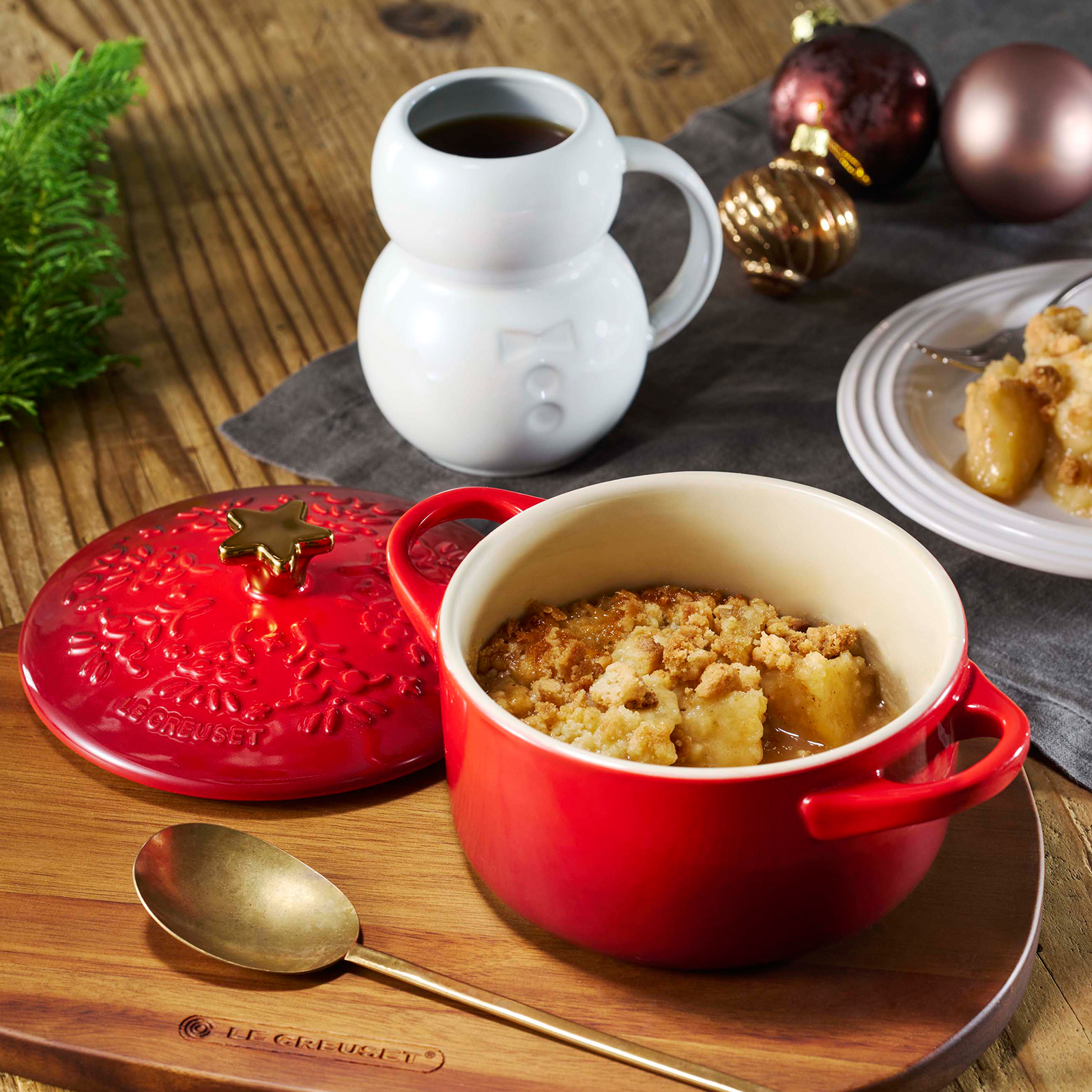 Mini Round Cocotte Gold Star Knob image number 5