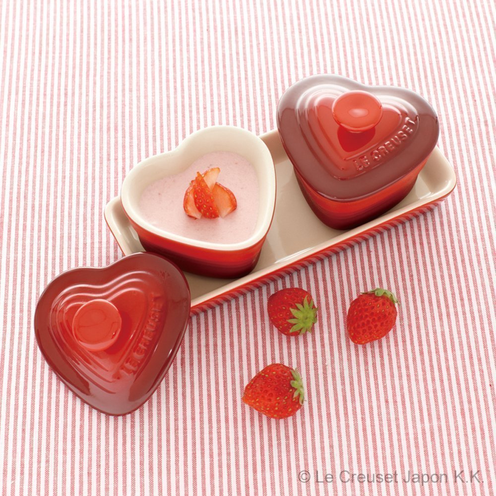 Set of 2 Mini Heart Ramekin with Tray image number 1