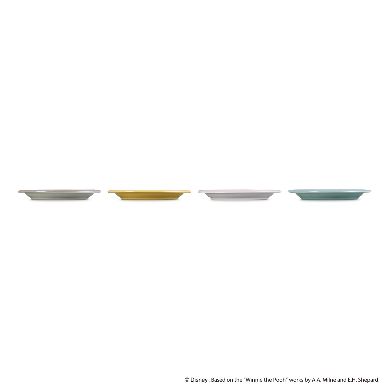 Set of 4 Winnie the Pooh Manila Round Plate image number 4