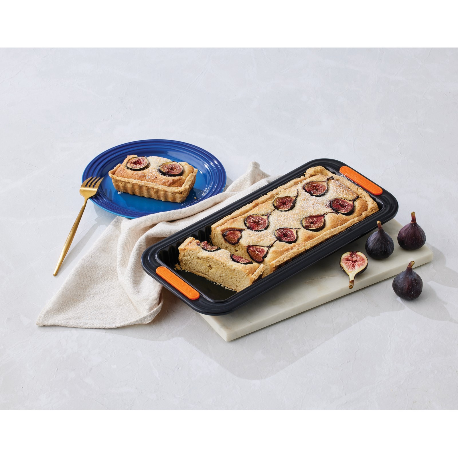 Rectangular Fluted Tart Tin Loose Base image number 3