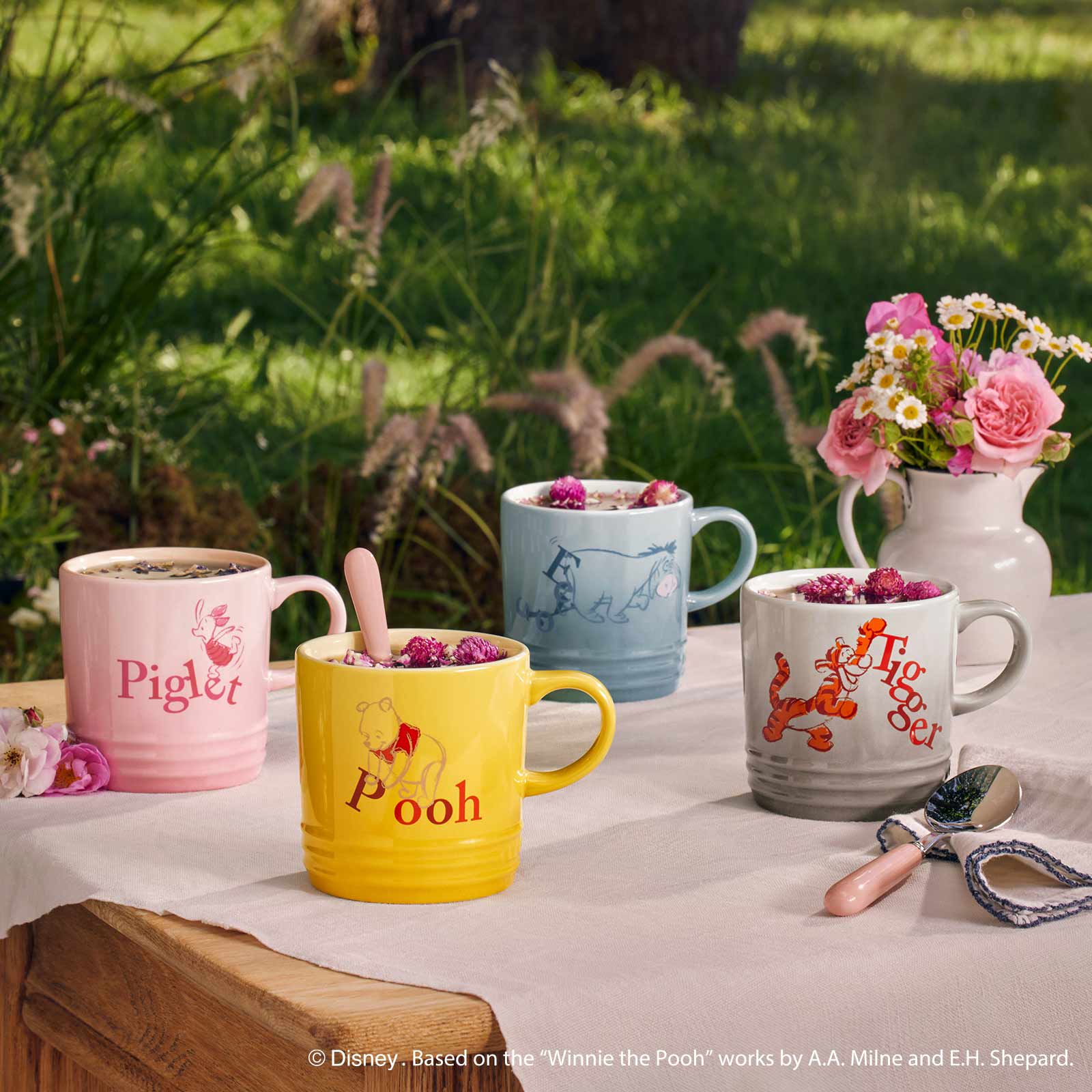 Set of 4 Winnie the Pooh London Coffee Mug image number 7