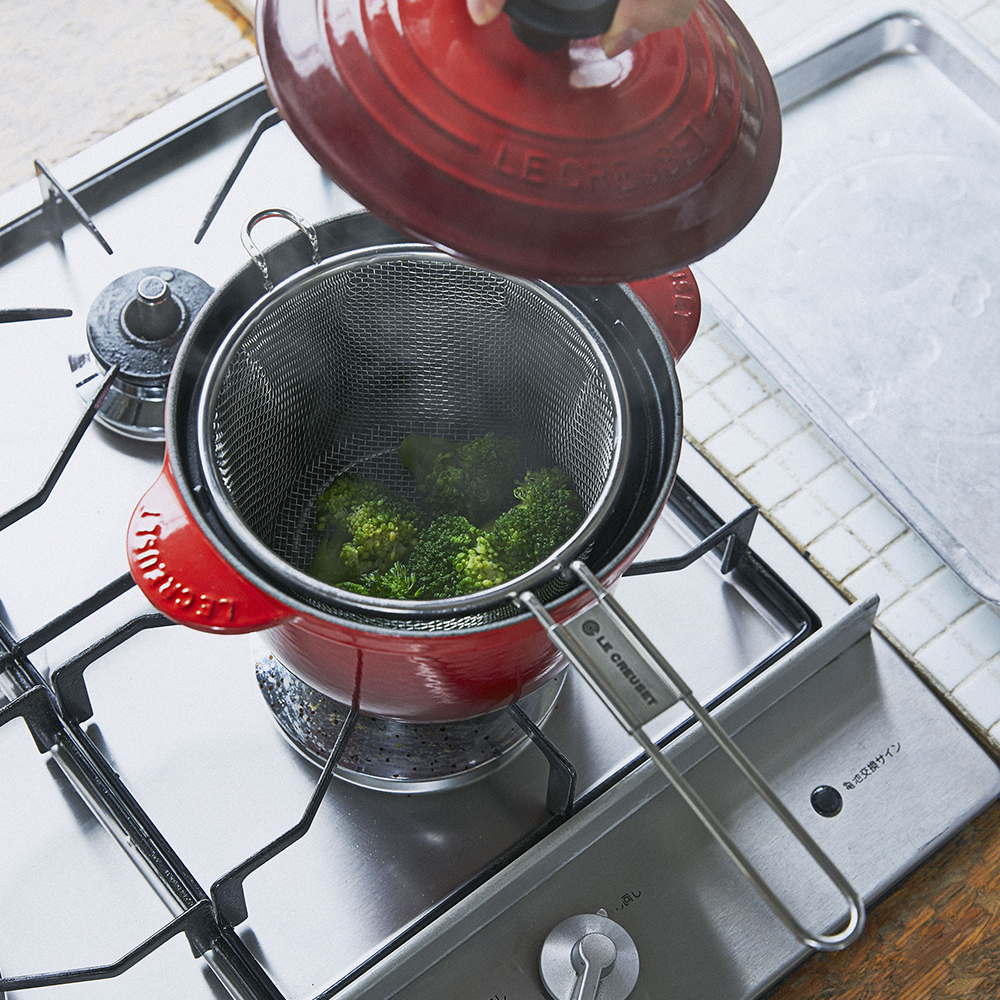 Stainless Steel Mesh Basket image number 4