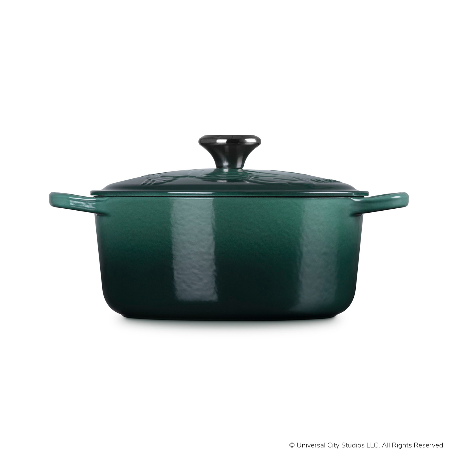 Wicked Collection Signature Round Oven with Elphaba Relief image number 2