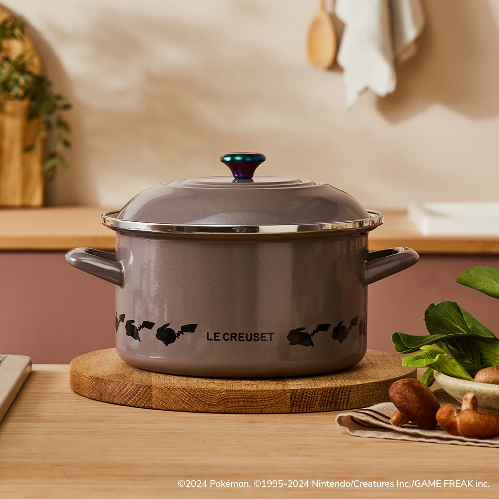 Pokémon Enamel on Steel Casserole image number 7