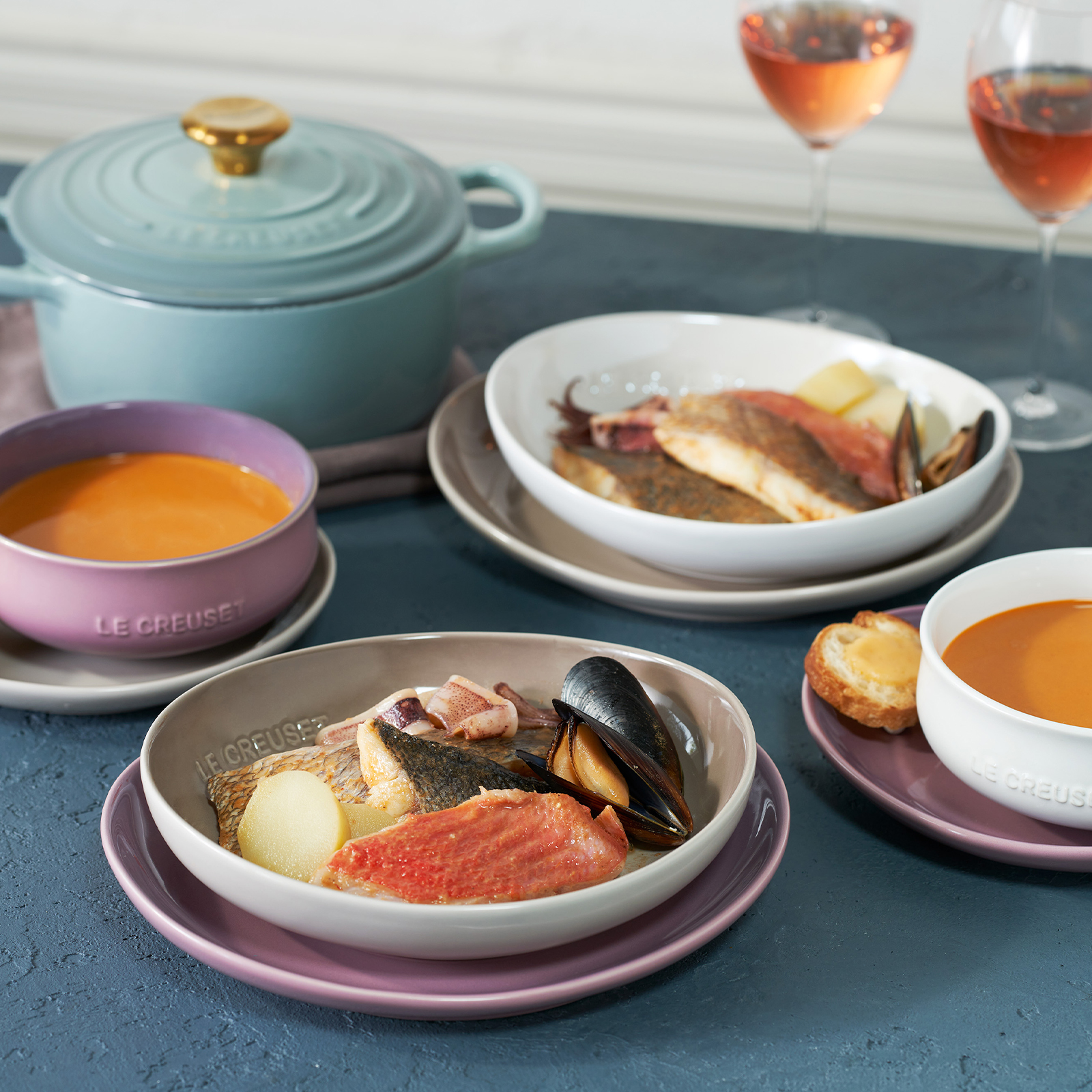 Flora Stoneware Bowl image number 4